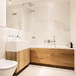 2homerent Mostowa 23